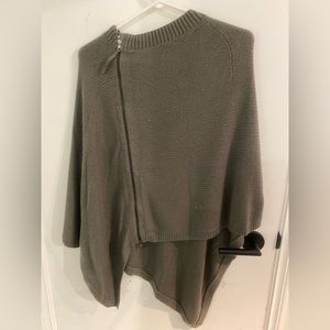 Lululemon on the go poncho